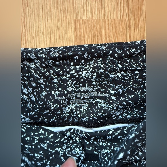 ATHLETA ULTIMATE STASH POCKET TEXTURED 7/8 TIGHT Size Small - Picture 4 of 6